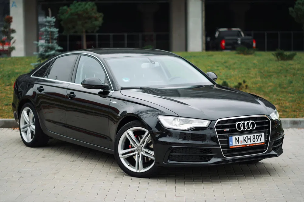 Fotografie: 2012 Audi A6 Limuzina