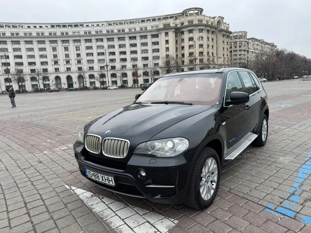 Fotografie: 2010 BMW X5