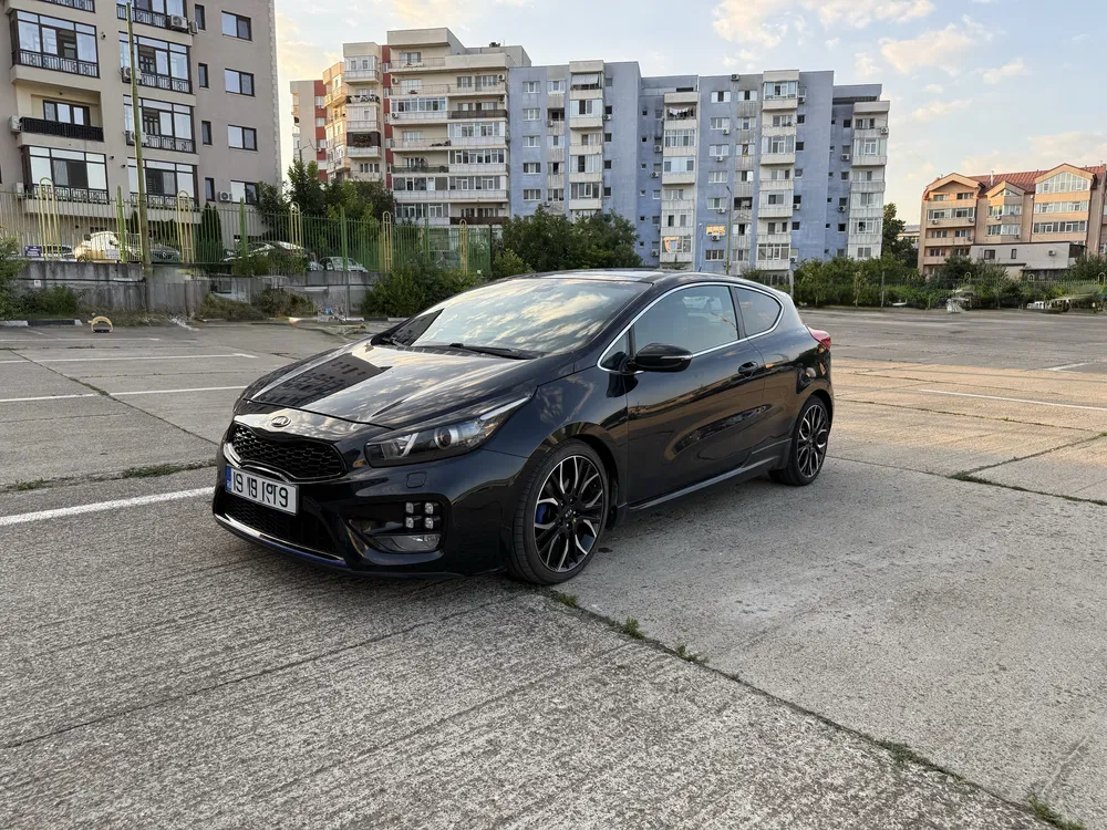 Fotografie: 2014 Kia Pro Ceed