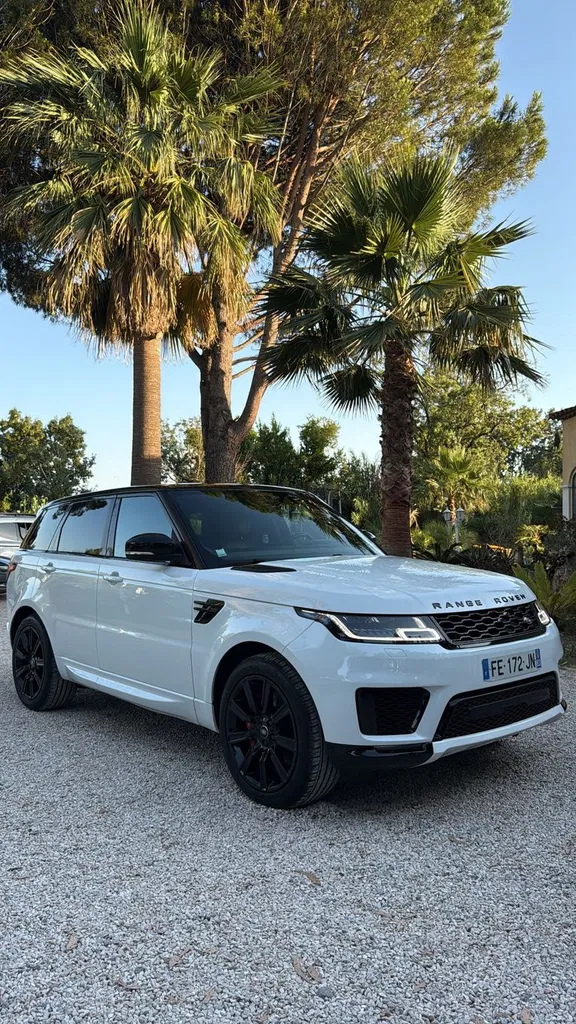Fotografie: 2019 Land Rover Range Rover Sport