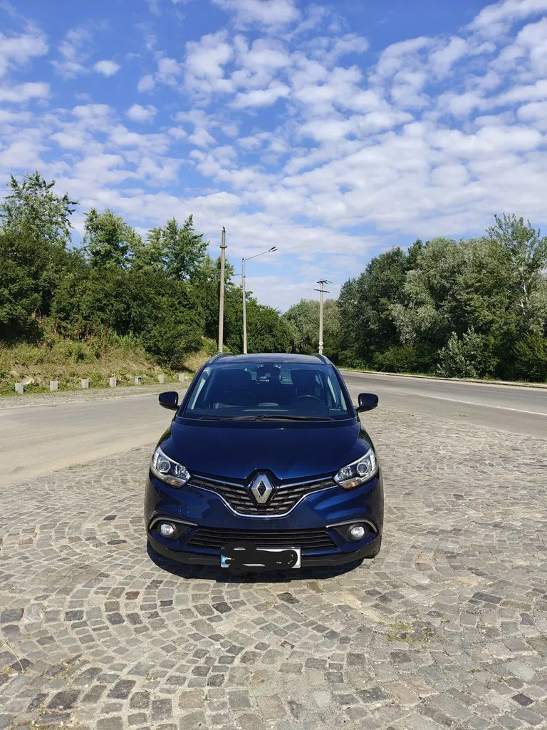 Fotografie: 2017 Renault Scenic
