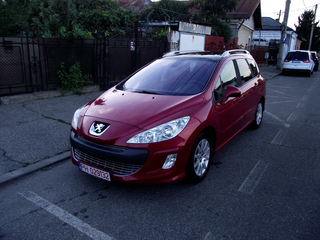 Fotografie: 2009 Peugeot 308