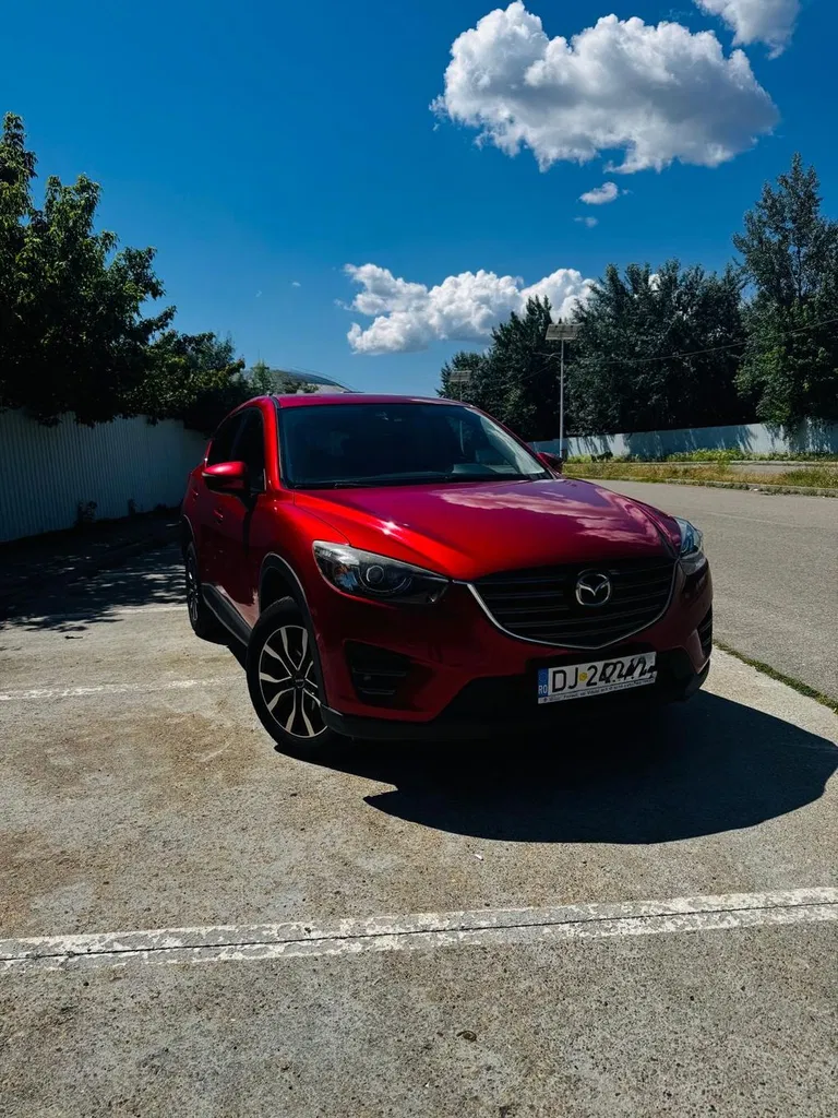 Fotografie: 2015 Mazda CX-5