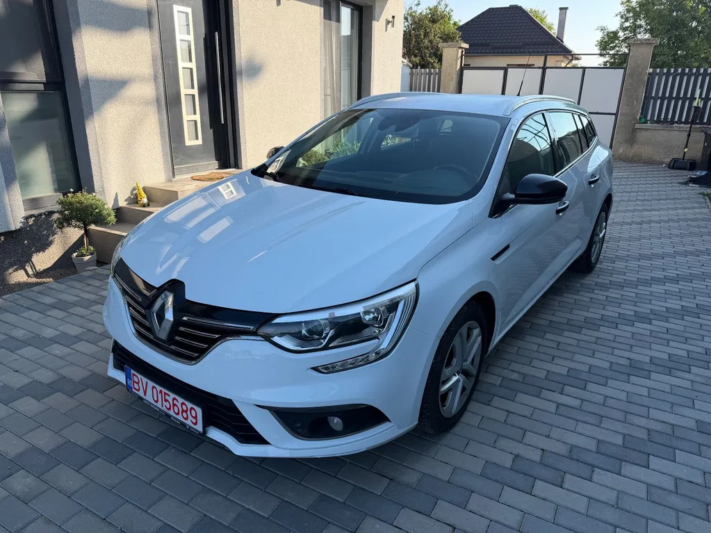 Fotografie: 2018 Renault Megane
