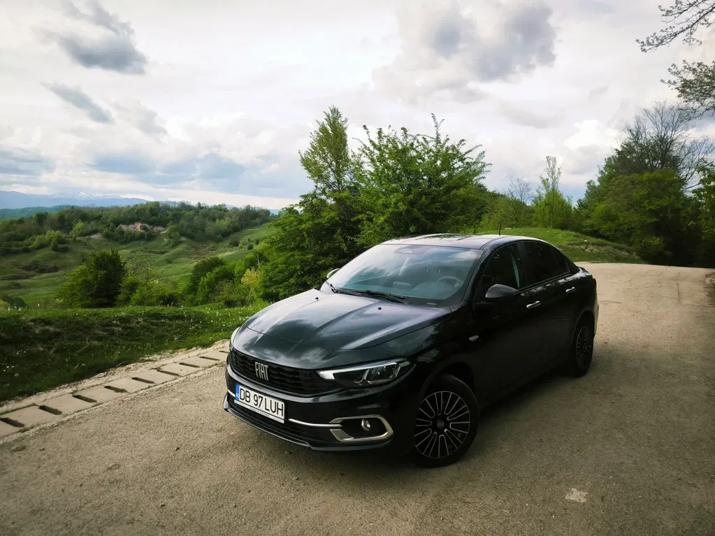 Fotografie: 2024 Fiat Tipo