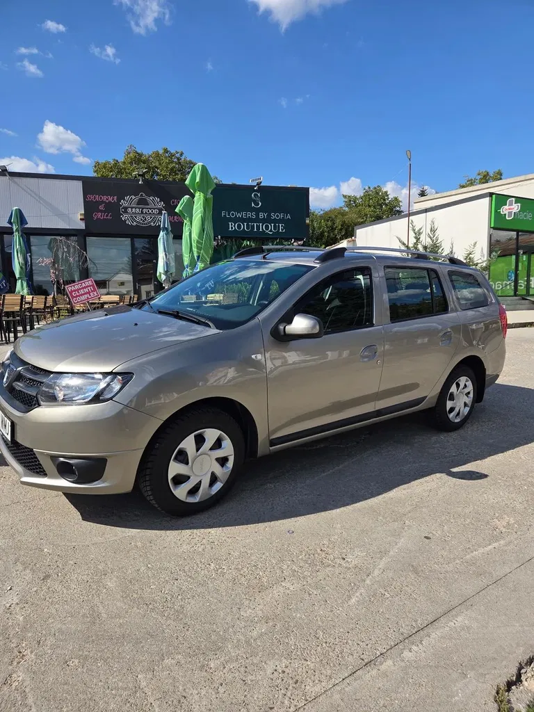 Fotografie: 2014 Dacia Logan