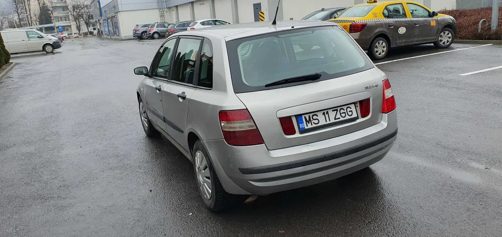 Fotografie: 2002 Fiat Stilo