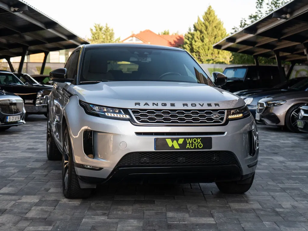 Fotografie: 2020 Land Rover Range Rover Evoque