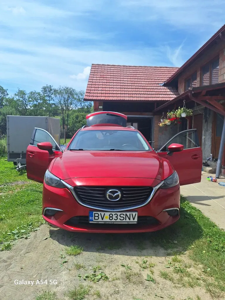 Fotografie: 2015 Mazda 6