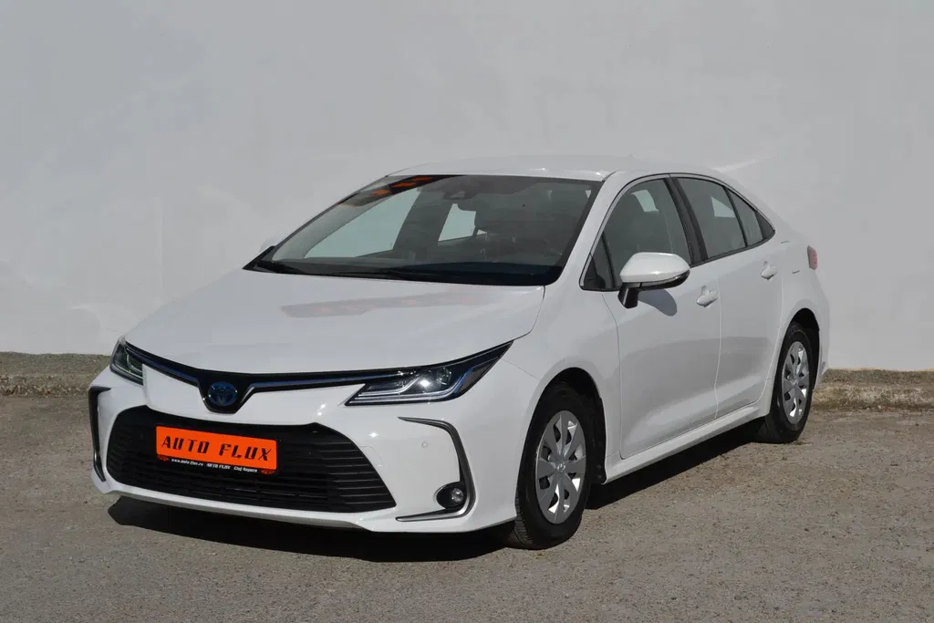 Fotografie: 2022 Toyota Corolla