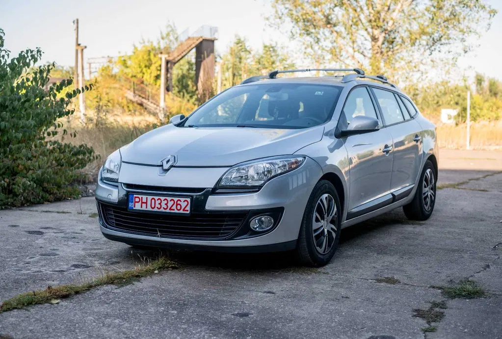 Fotografie: 2013 Renault Megane