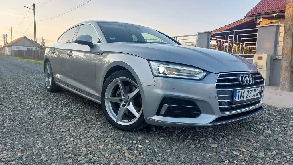 Fotografie: 2019 Audi A5 Sportback
