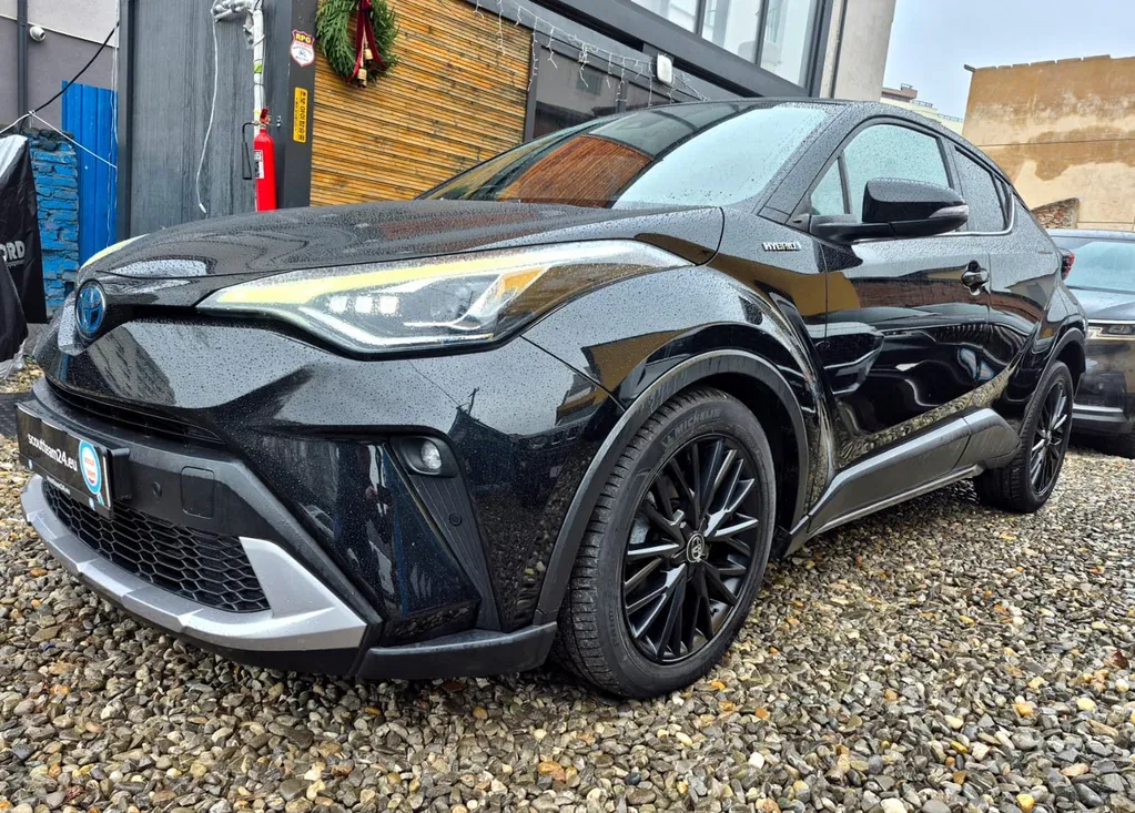Fotografie: 2021 Toyota C-HR