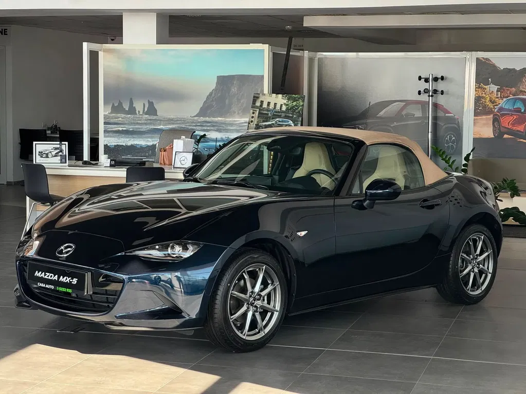 Fotografie: 2026 Mazda MX-5