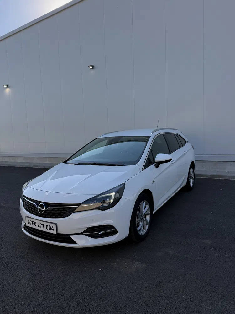 Fotografie: 2020 Opel Astra