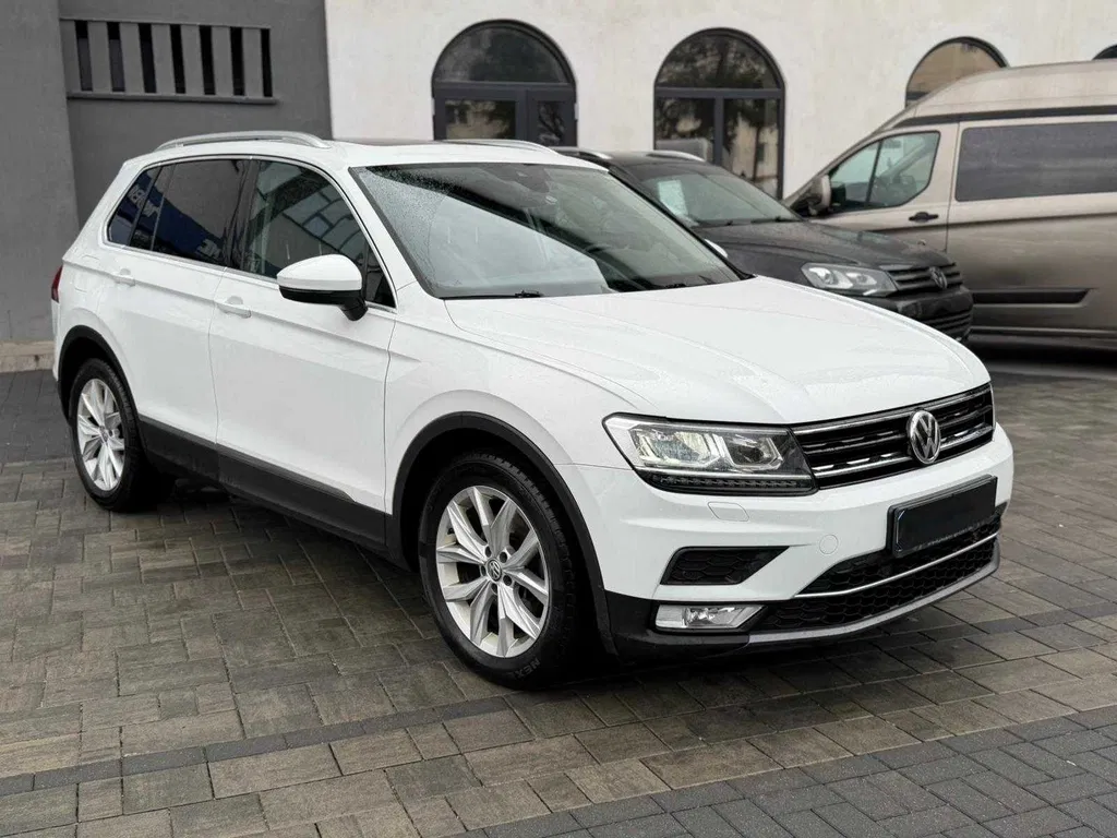 Fotografie: 2016 Volkswagen Tiguan