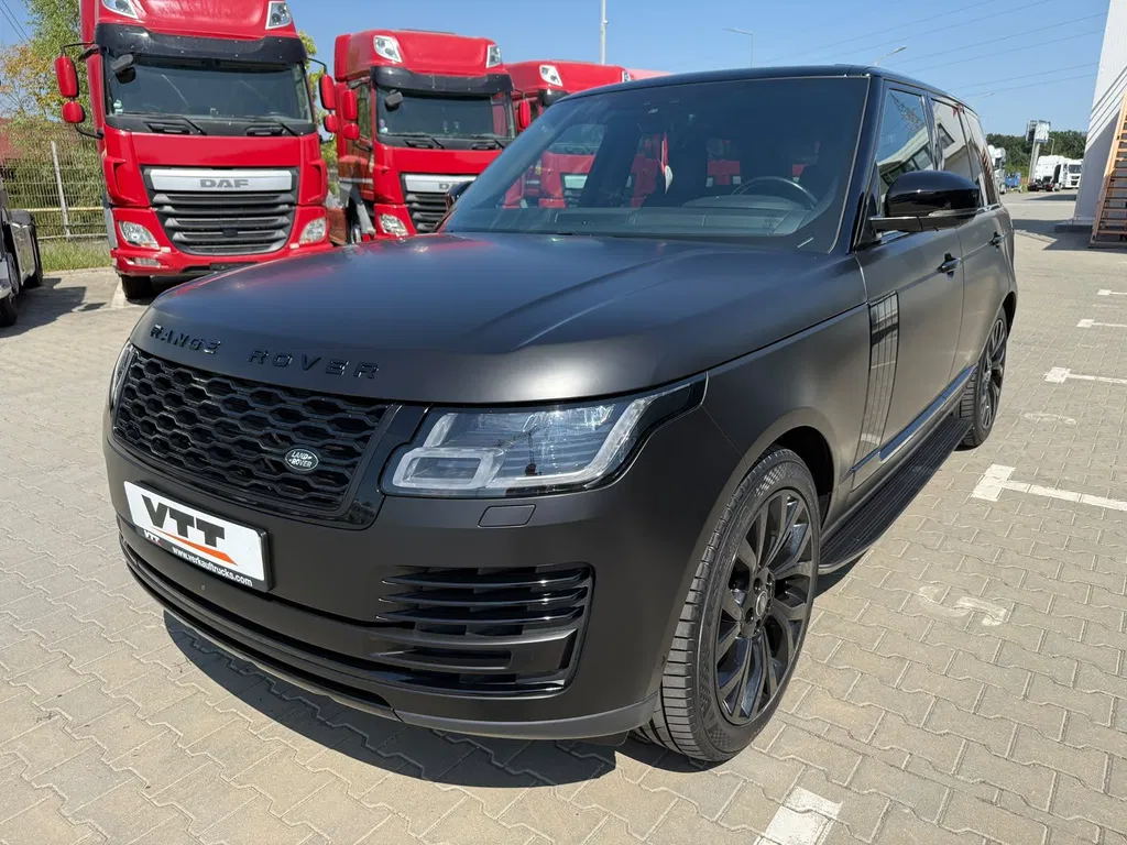 Fotografie: 2021 Land Rover Range Rover