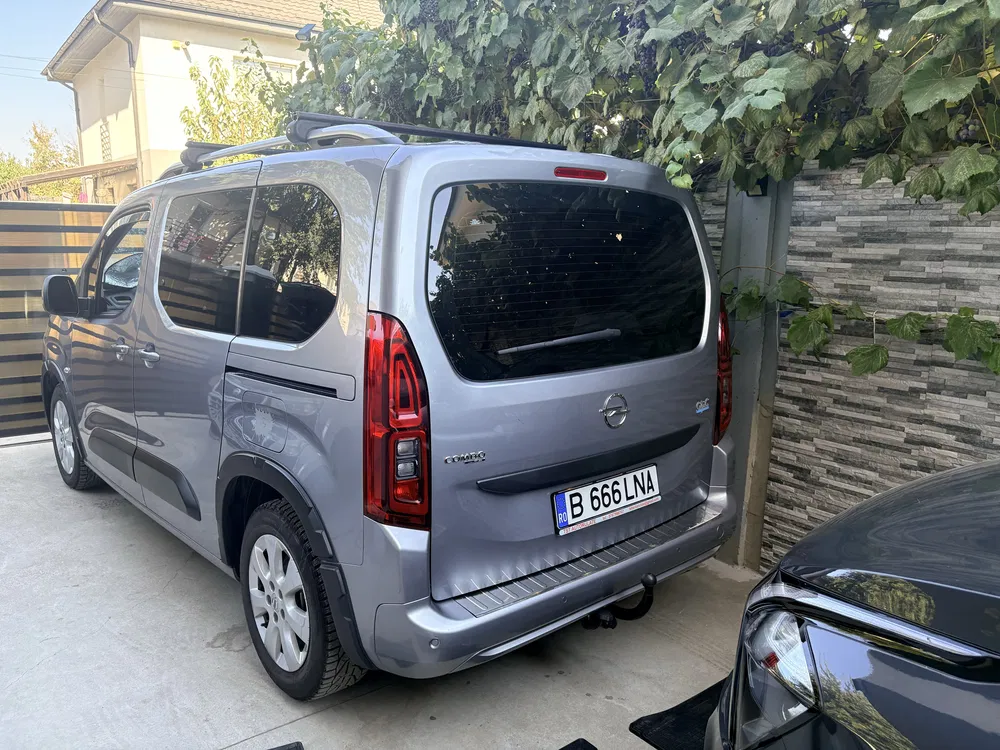Fotografie: 2020 Opel Combo