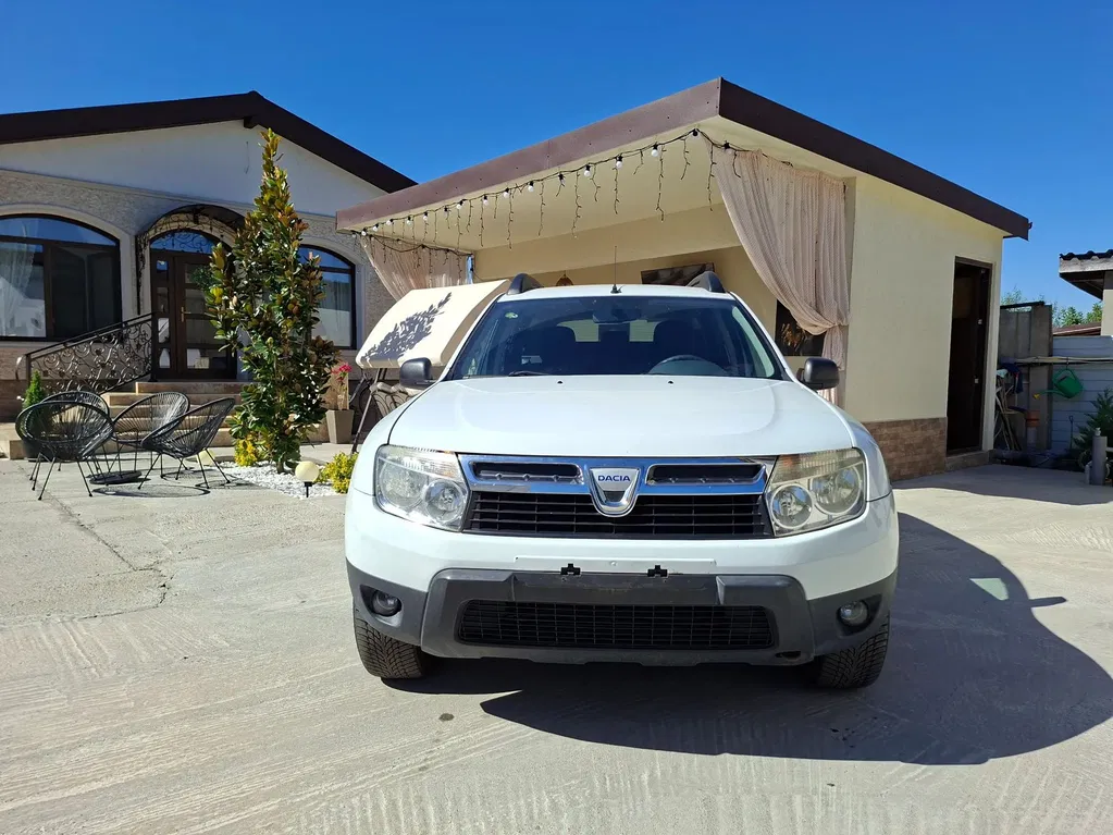 Fotografie: 2010 Dacia Duster
