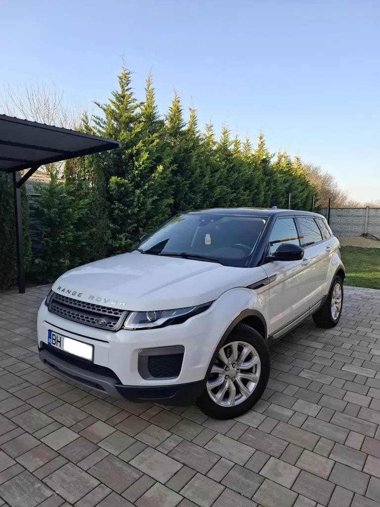 Fotografie: 2016 Land Rover Range Rover Evoque