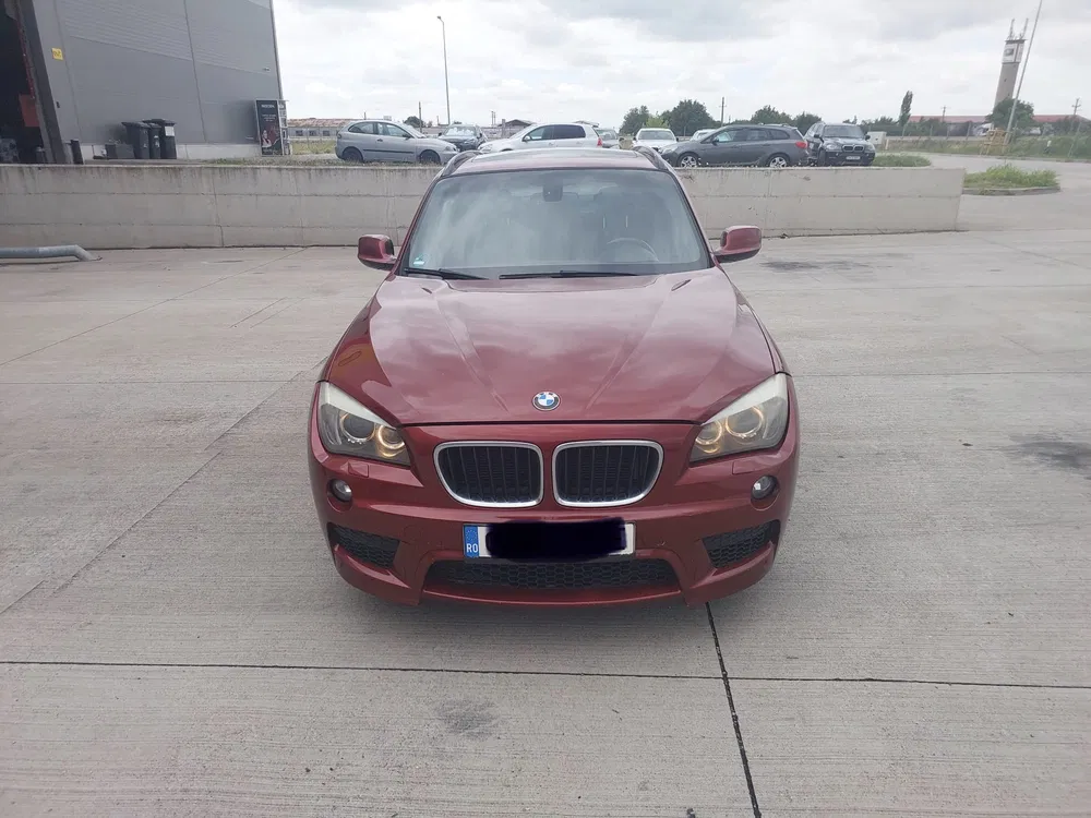 Fotografie: 2012 BMW X1