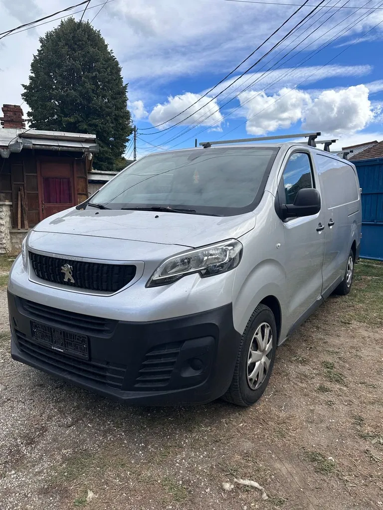 Fotografie: 2018 Peugeot Expert