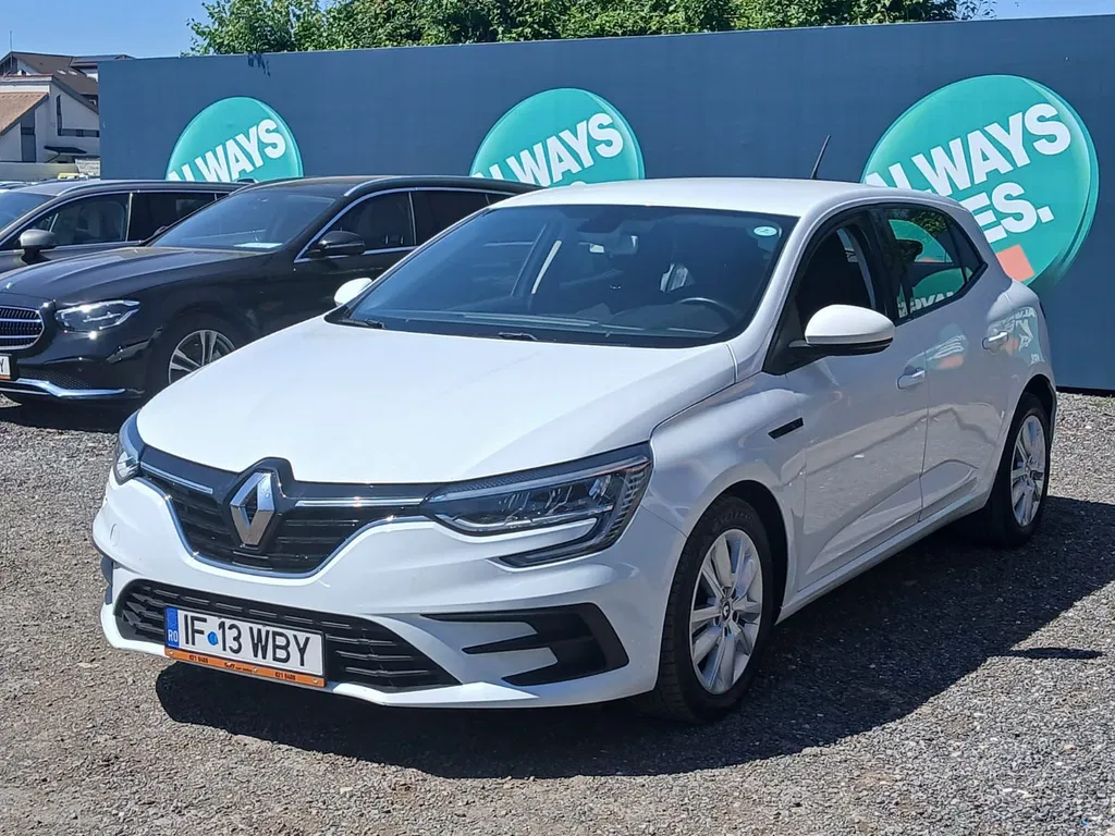 Fotografie: 2022 Renault Megane