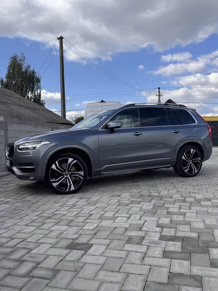 Fotografie: 2018 Volvo XC 90