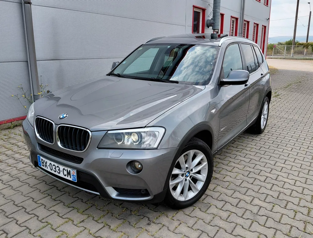 Fotografie: 2011 BMW X3