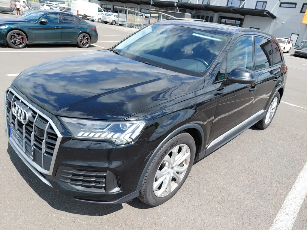 Fotografie: 2021 Audi Q7