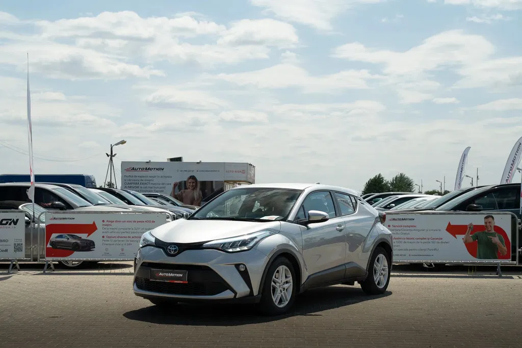 Fotografie: 2024 Toyota C-HR
