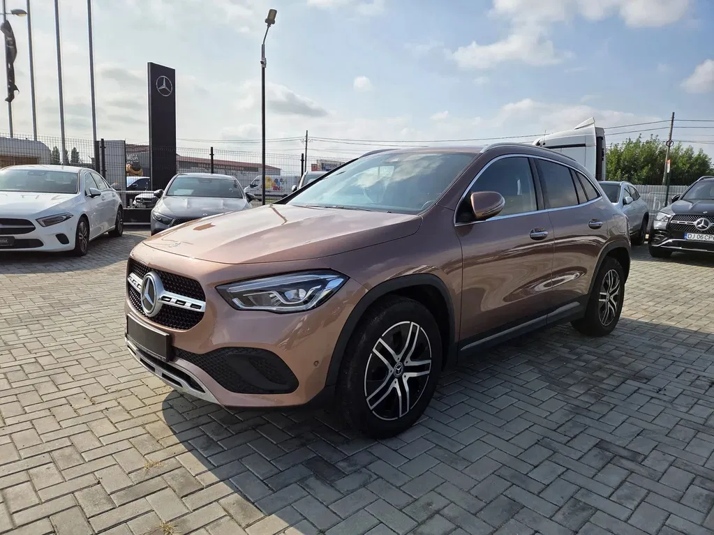 Fotografie: 2022 Mercedes-Benz GLA