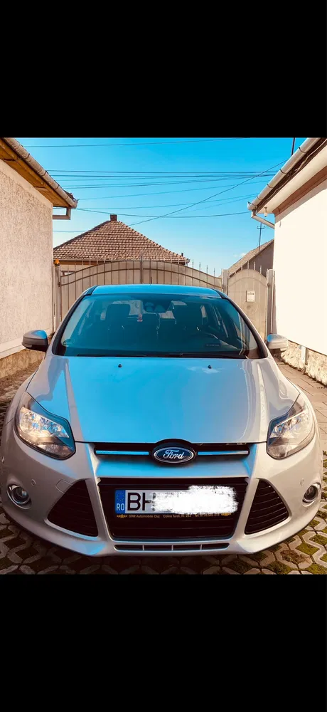 Fotografie: 2013 Ford Focus