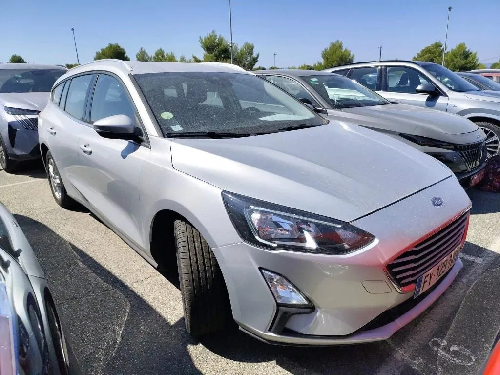 Fotografie: 2021 Ford Focus