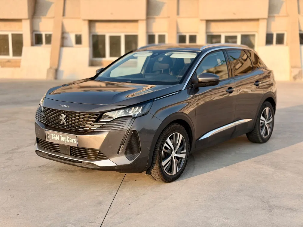 Fotografie: 2021 Peugeot 3008