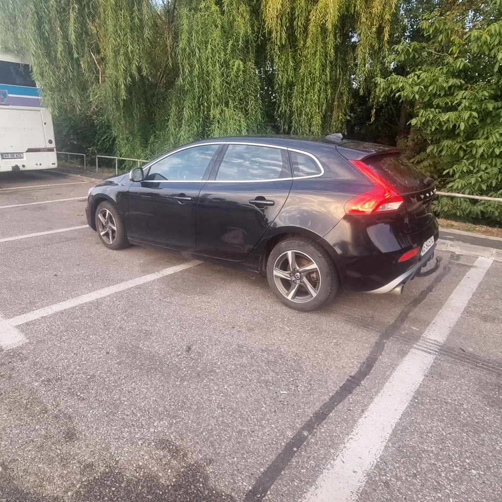 Fotografie: 2016 Volvo V40