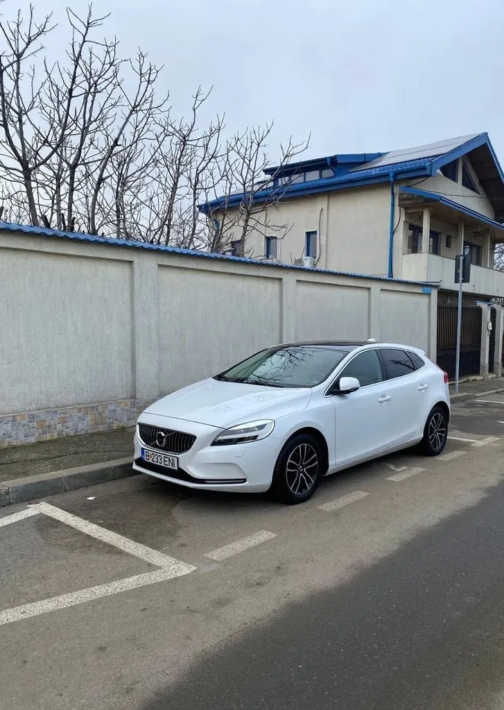 Fotografie: 2018 Volvo V40