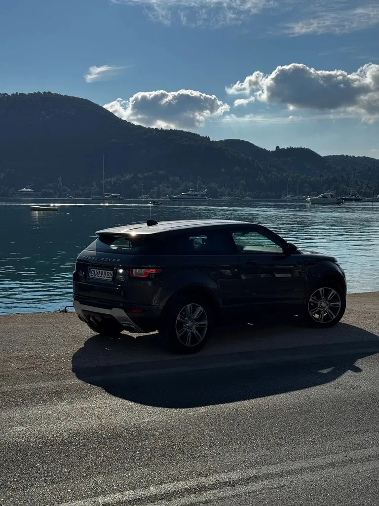 Fotografie: 2017 Land Rover Range Rover Evoque