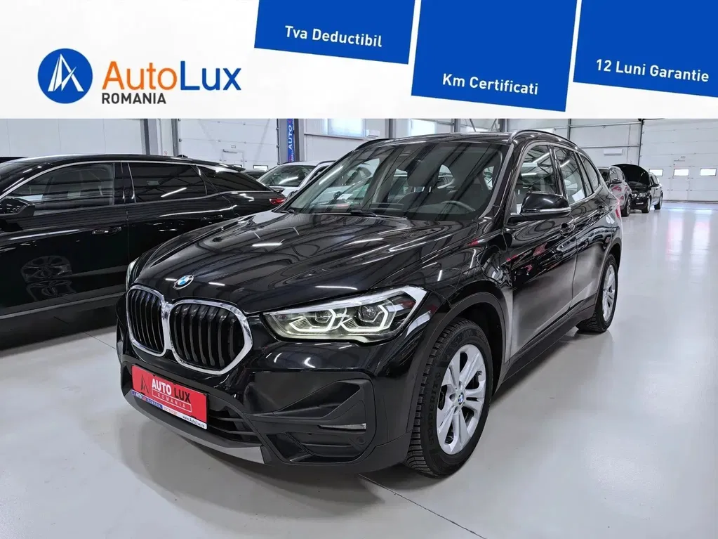Fotografie: 2021 BMW X1