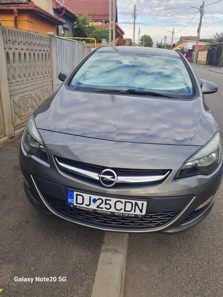 Fotografie: 2018 Opel Astra