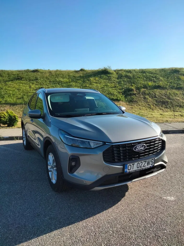 Fotografie: 2024 Ford Kuga