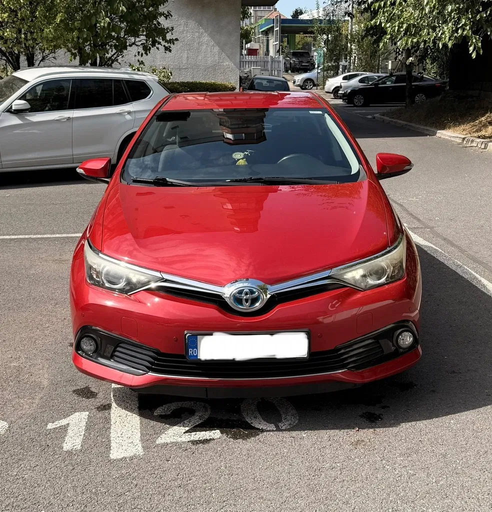 Fotografie: 2016 Toyota Auris