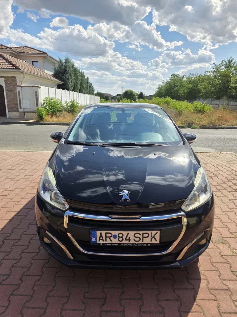 Fotografie: 2017 Peugeot 208