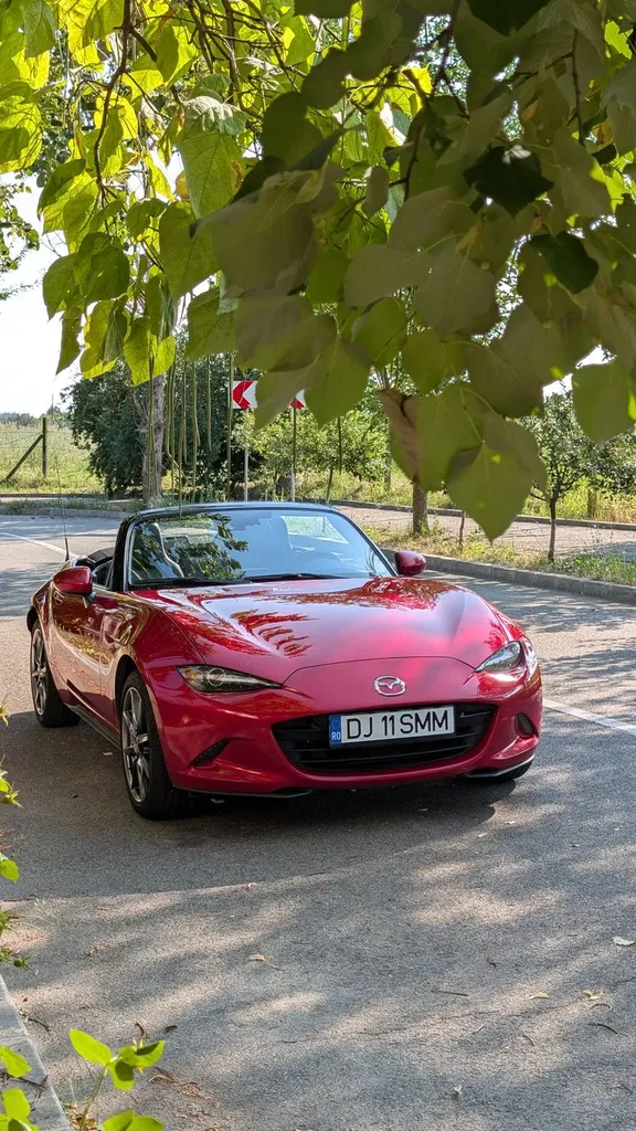 Fotografie: 2016 Mazda MX-5