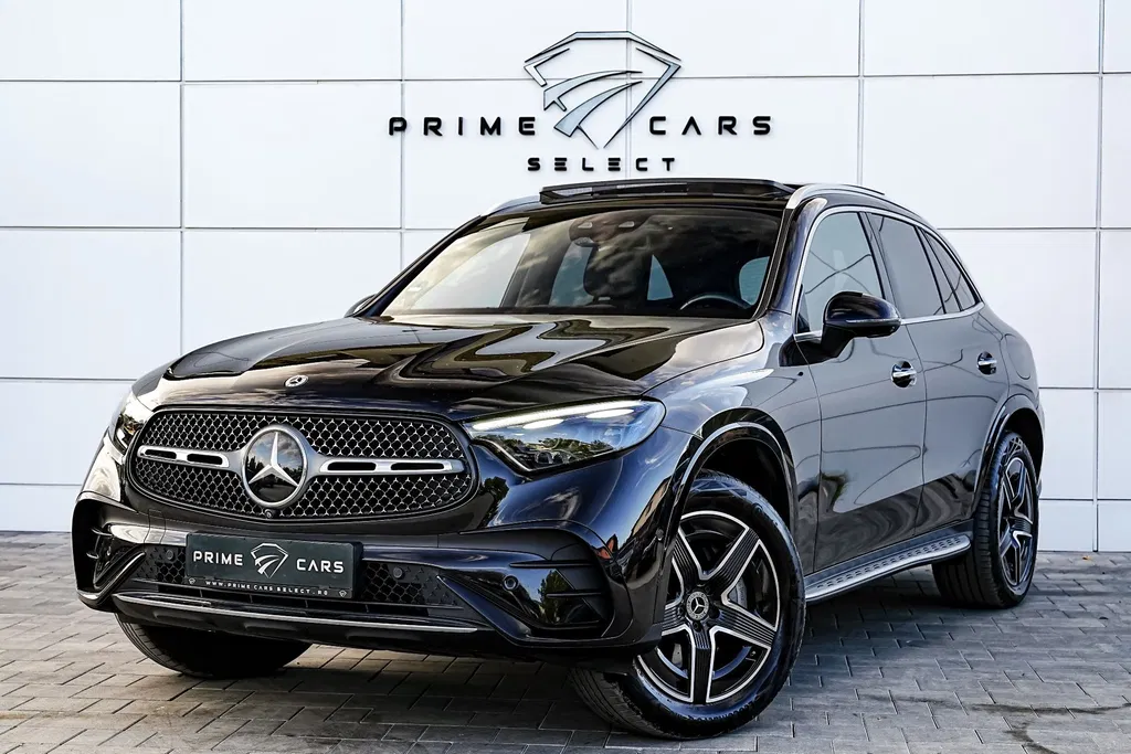 Fotografie: 2024 Mercedes-Benz GLC