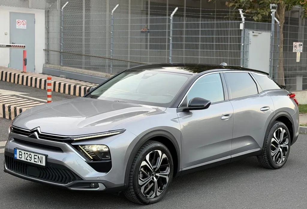Fotografie: 2023 Citroen C5