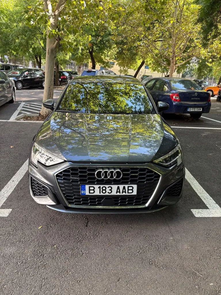 Fotografie: 2021 Audi A3 Limuzina