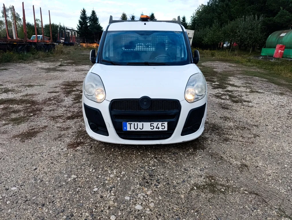 Fotografie: 2012 Fiat Doblo