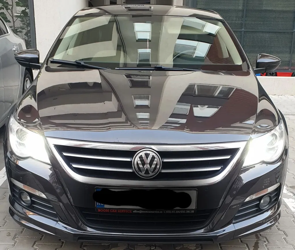 Fotografie: 2011 Volkswagen Passat CC
