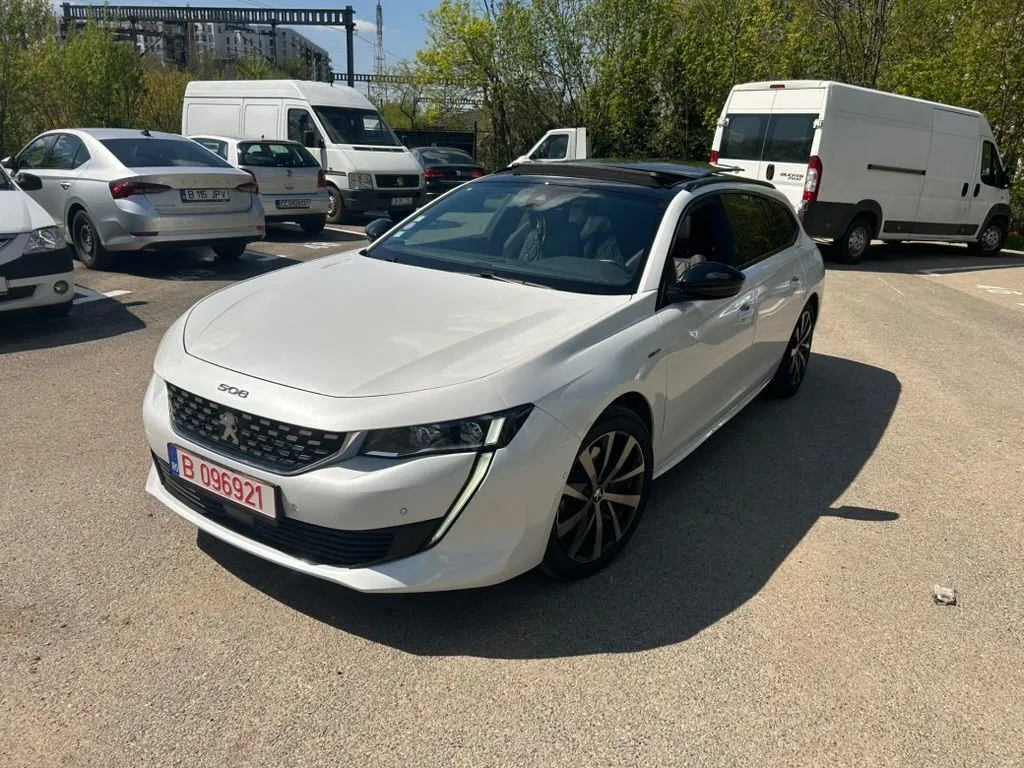 Fotografie: 2020 Peugeot 508